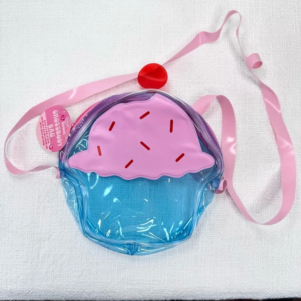 NEW Target Bullseye Playground Valentines Day Cupcake Crossbody Bag